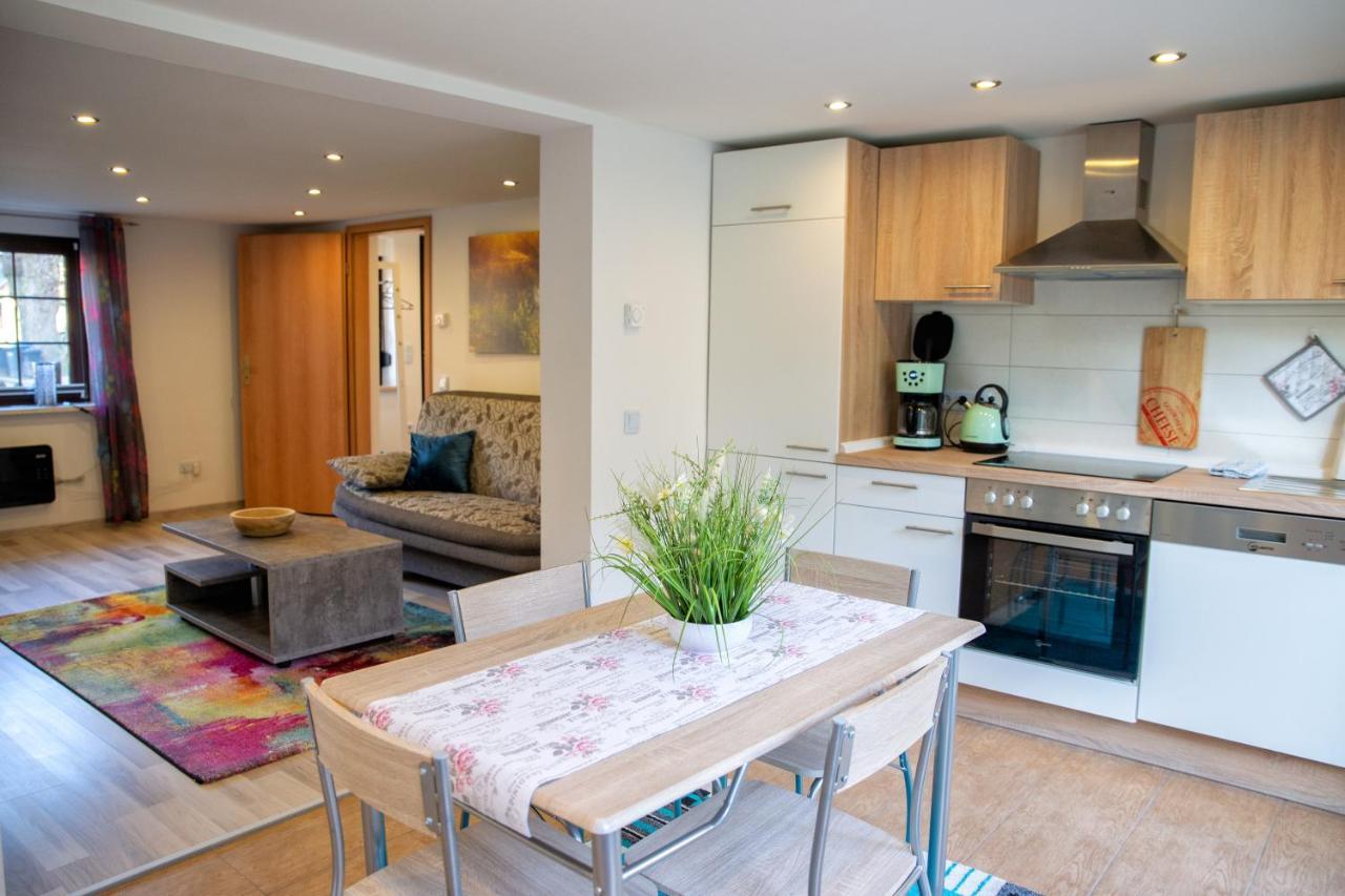 Ferienhaus Am Reiterhof Темплин Екстериор снимка